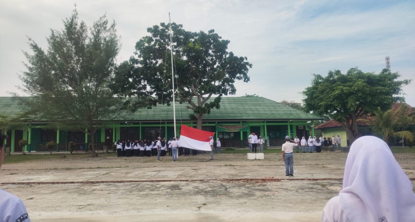 MAN 1 Lampung Selatan Gelar Upacara Peringatan Hari Lahir Pancasila 2025